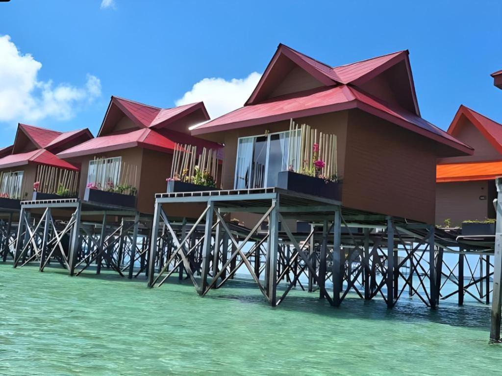 Sand Bay Resort Semporna Esterno foto