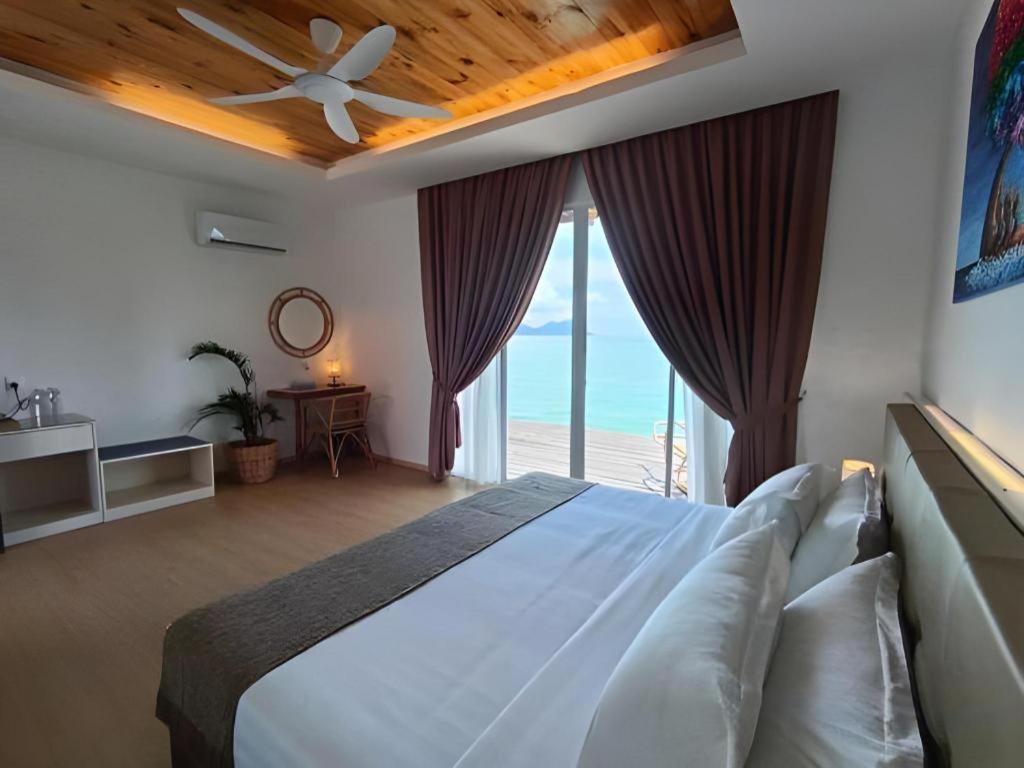 Sand Bay Resort Semporna Esterno foto