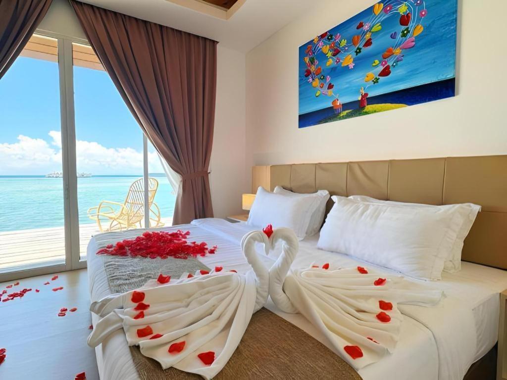 Sand Bay Resort Semporna Esterno foto
