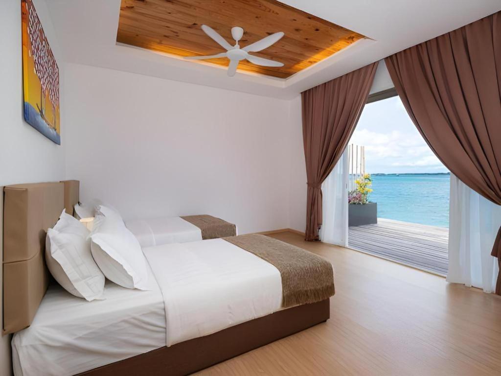 Sand Bay Resort Semporna Esterno foto
